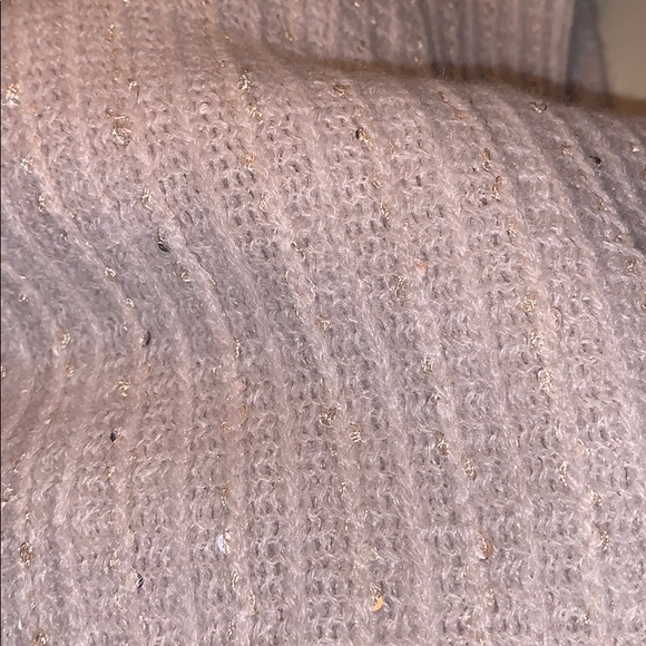 Scarf beanie & gloves NWT - Picture 3 of 5